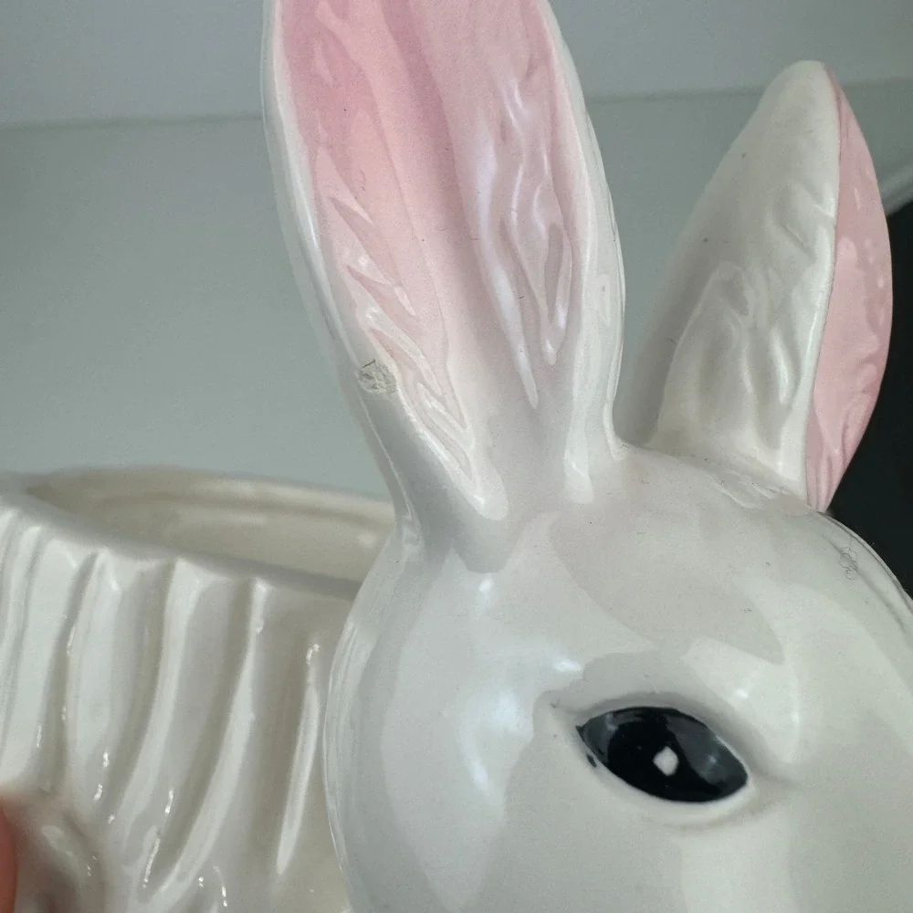 Vtg White Ceramic Porcelain Bunny Rabbit‎ Planter Tree Design Tabletop Glazed